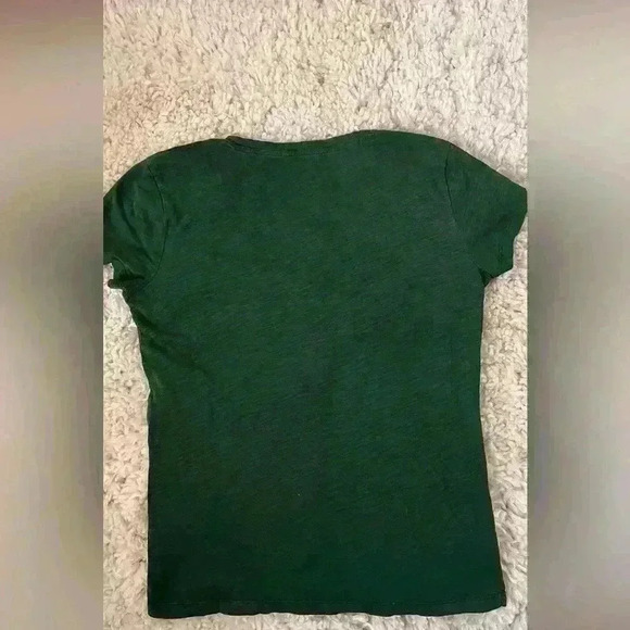 Madewell V neck women’s Tshirt - Picture 5 of 6